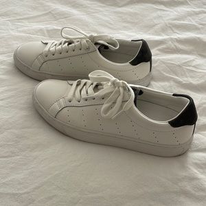 J Crew White Leather Shoe, Size 6